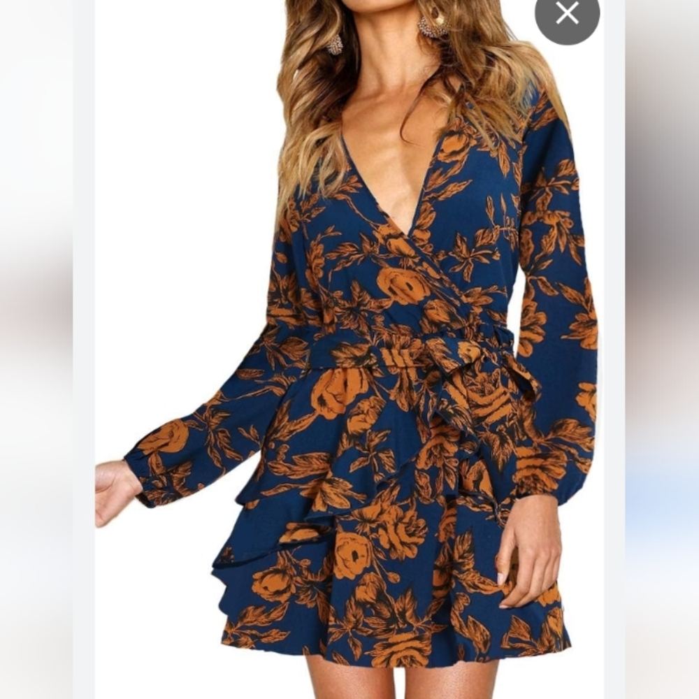 UGUEST Long Sleeve V-Neck  Floral  Mini Ruffle Pull-Over Dress. Size L